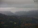 16 : 57