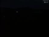 18 : 51