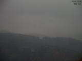 16 : 51