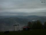 08 : 23