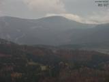 15 : 41