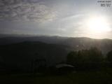 06 : 09