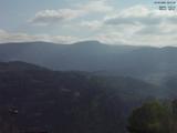 08 : 01