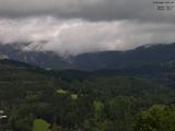 12 : 51
