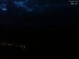 03 : 33