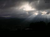 06 : 33