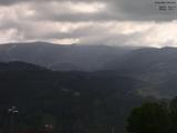 08 : 45