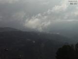 08 : 13