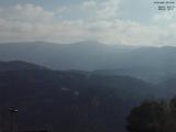 08 : 13