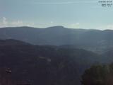 08 : 01