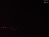 01 : 33