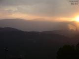 05 : 39