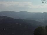 08 : 17