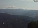 09 : 21