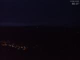 22 : 09