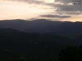06 : 17