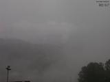 09 : 45