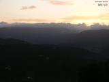 05 : 21