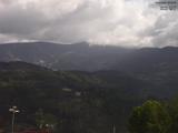 09 : 39