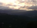 05 : 45