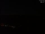 03 : 33