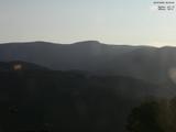 06 : 33