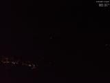 01 : 33