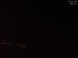 03 : 33