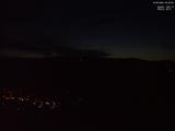 04 : 33