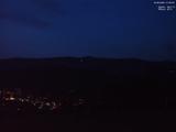 21 : 05