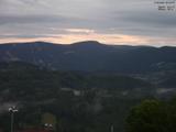 06 : 49