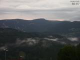 07 : 05