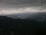 16 : 43