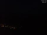 21 : 05