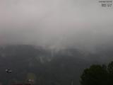 09 : 01