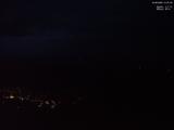 21 : 01