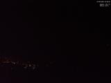22 : 05