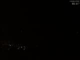 22 : 05