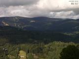 16 : 43
