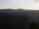 06 : 43