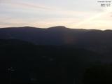 06 : 37