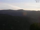 06 : 53