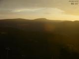 06 : 43