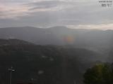 08 : 13