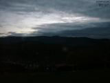 06 : 17