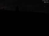 23 : 00