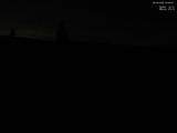 03 : 00