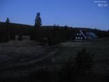 04 : 44