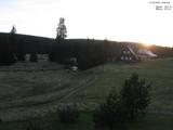 19 : 56