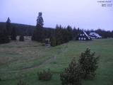 04 : 44